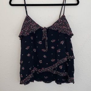 American Eagle tank top. Size small. Flower and layer detailing